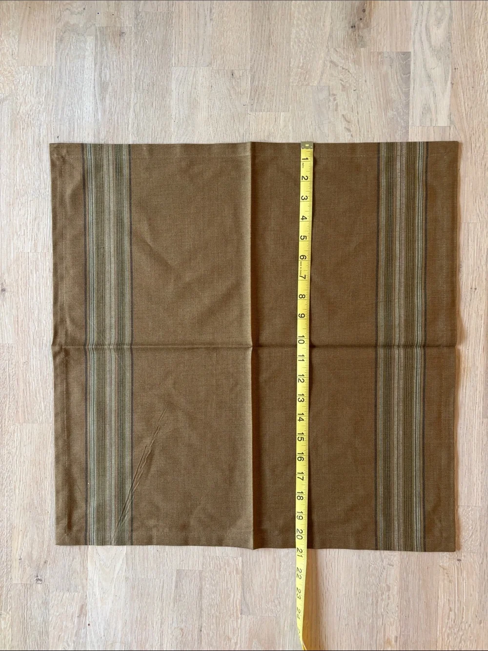 NIP Napkins Crate & Barrel - Set of 6 | Pattern: Kaleidoscope | Khaki